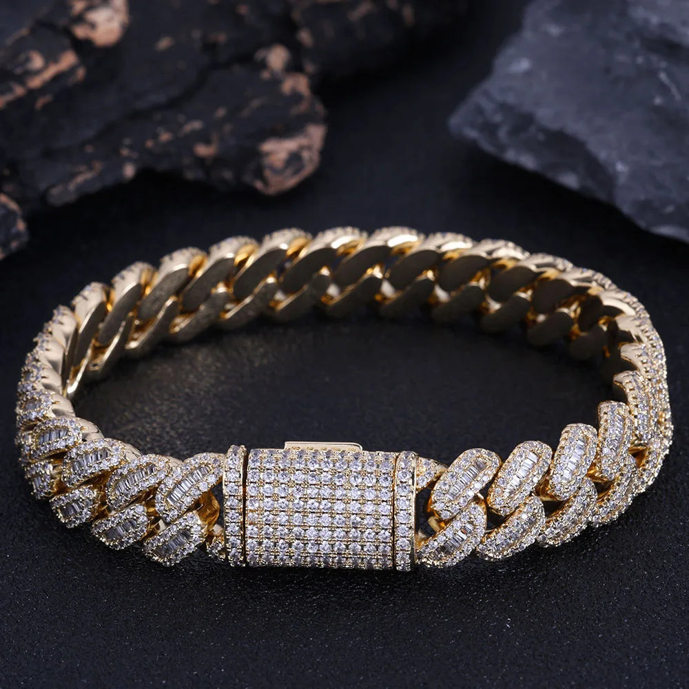 AV cuban Link Chain Bracelet