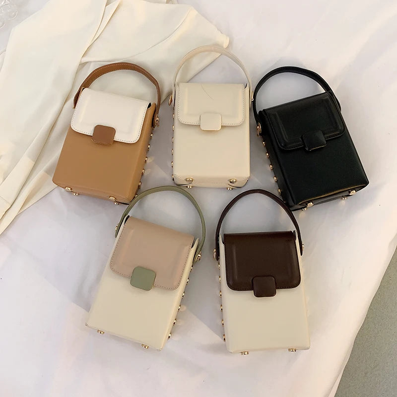 AV handbag